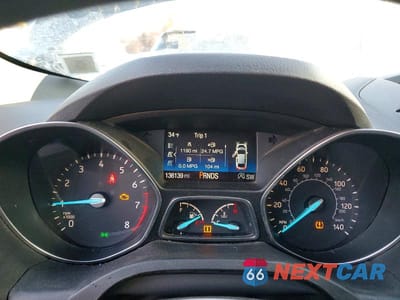 Zdjęcie 9 z 12 samochodu: 2018 FORD ESCAPE SE VIN:1FMCU9GD7JUB34251 - miniatura