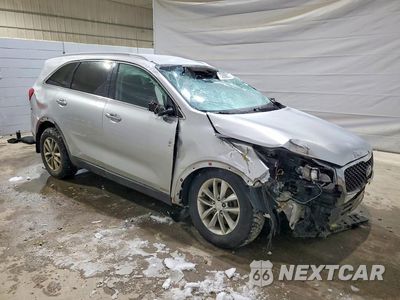 Czwarte zdjęcie samochodu z boku: 2016 KIA SORENTO LX VIN:5XYPGDA33GG028311 - miniatura