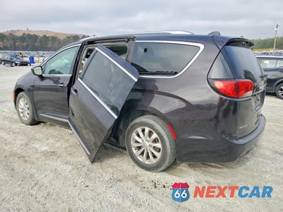 Drugie zdjęcie samochodu z przodu: 2018 CHRYSLER PACIFICA TOURING L VIN:2C4RC1BG2JR246649 - miniatura