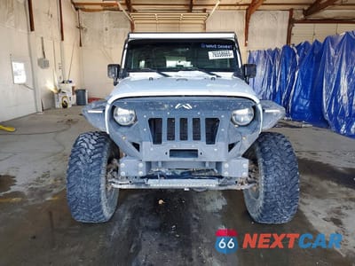 Piąte zdjęcie samochodu w środku: 2015 JEEP WRANGLER UNLIMITED RUBICON VIN:1C4BJWFG2FL504022 - miniatura