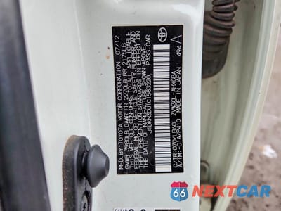 Zdjęcie 12 z 12 samochodu: 2012 TOYOTA PRIUS FOUR VIN:JTDKN3DU1C1583220 - miniatura