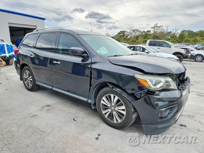Czwarte zdjęcie samochodu z boku: 2017 NISSAN PATHFINDER S VIN:5N1DR2MN8HC679062 - miniatura