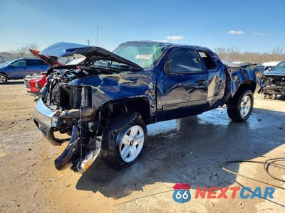 2007 CHEVROLET SILVERADO K1500 2GCEK19J371727701 - główne zdjęcie licytacji z USA - miniatura