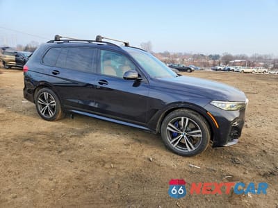 Czwarte zdjęcie samochodu z boku: 2019 BMW X7 XDRIVE50I VIN:5UXCX4C55KLS37056 - miniatura