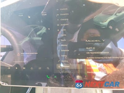 Zdjęcie 9 z 12 samochodu: 2024 TESLA MODEL Y VIN:7SAYGDED2RF118926 - miniatura