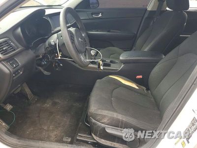 Zdjęcie 7 z 12 samochodu: 2018 KIA OPTIMA LX VIN:5XXGT4L35JG209253 - miniatura