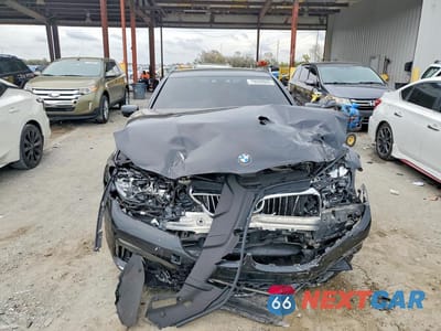 Piąte zdjęcie samochodu w środku: 2019 BMW 740 XI VIN:WBA7E4C50KGV28739 - miniatura