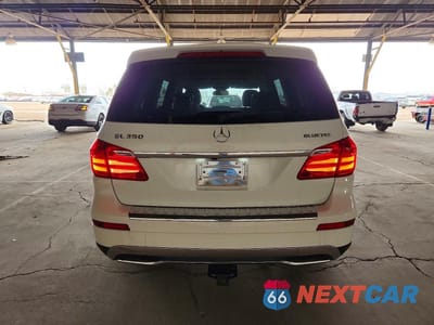 Zdjęcie 6 z 12 samochodu: 2015 MERCEDES-BENZ GL 350 BLUETEC VIN:4JGDF2EE3FA495244 - miniatura
