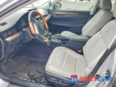 Zdjęcie 7 z 12 samochodu: 2014 LEXUS ES 300H VIN:JTHBW1GG6E2052842 - miniatura