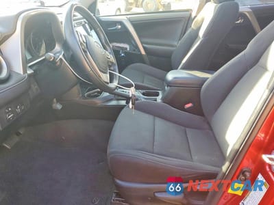 Zdjęcie 7 z 13 samochodu: 2017 TOYOTA RAV4 XLE VIN:JTMWFREV9HJ119365 - miniatura