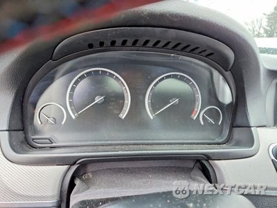 Zdjęcie 9 z 12 samochodu: 2014 BMW 535 XI VIN:WBA5B3C50ED534105 - miniatura