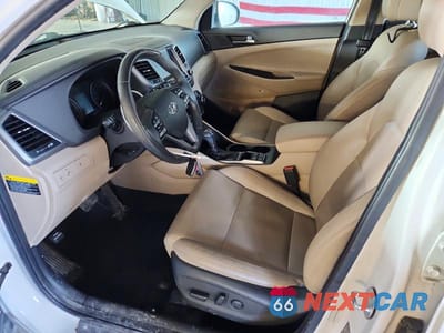 Zdjęcie 7 z 13 samochodu: 2017 HYUNDAI TUCSON SE PLUS VIN:KM8J3CA49HU464547 - miniatura
