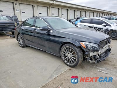 Czwarte zdjęcie samochodu z boku: 2016 MERCEDES-BENZ C 300 4MATIC VIN:55SWF4KB2GU137675 - miniatura