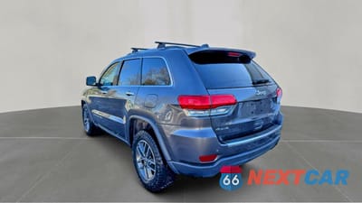 Trzecie zdjęcie samochodu z tyłu: 2018 JEEP GRAND CHEROKEE LIMITED VIN:1C4RJFBG6JC105174 - miniatura
