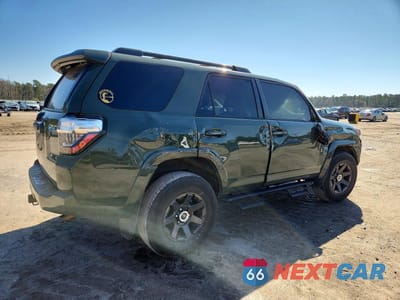 Trzecie zdjęcie samochodu z tyłu: 2022 TOYOTA 4RUNNER TRAIL VIN:JTETU5JR9N6062072 - miniatura