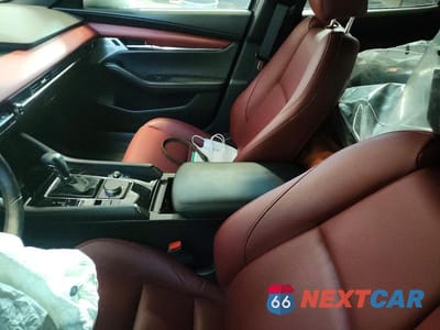 Zdjęcie 8 z 12 samochodu: 2025 MAZDA 3 GT VIN:JM1BPBMYXS1796785 - miniatura