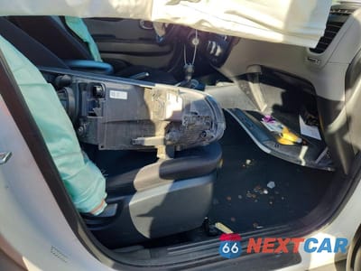 Zdjęcie 13 z 13 samochodu: 2016 KIA SOUL BASE VIN:KNDJN2A22G7323257 - miniatura