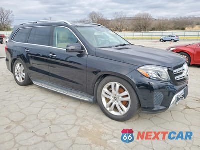 Czwarte zdjęcie samochodu z boku: 2018 MERCEDES-BENZ GLS 450 4MATIC VIN:4JGDF6EE4JB020387 - miniatura