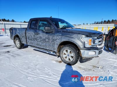 Czwarte zdjęcie samochodu z boku: 2019 FORD F150 SUPER CAB VIN:1FTEX1EP4KFA48226 - miniatura