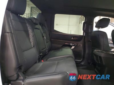 Zdjęcie 10 z 12 samochodu: 2025 TOYOTA TUNDRA LIMITED VIN:5TFJA5DB0SX286663 - miniatura