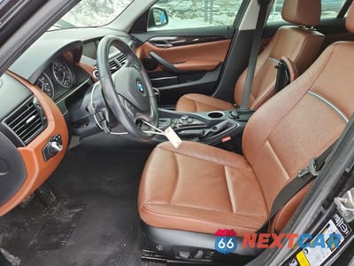 Zdjęcie 7 z 11 samochodu: 2014 BMW X1 XDRIVE35I VIN:WBAVM5C56EVV92641 - miniatura