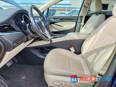 Zdjęcie 7 z 13 samochodu: 2023 BUICK ENCLAVE PREMIUM VIN:5GAEVBKW6PJ186072 - miniatura