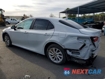 Drugie zdjęcie samochodu z przodu: 2023 TOYOTA CAMRY LE VIN:4T1C11AK3PU158833 - miniatura