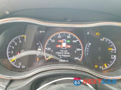 Zdjęcie 9 z 12 samochodu: 2015 JEEP GRAND CHEROKEE LAREDO VIN:1C4RJFAG0FC687359 - miniatura