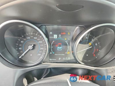 Zdjęcie 9 z 13 samochodu: 2019 JAGUAR F-PACE PREMIUM VIN:SADCJ2FX7KA606892 - miniatura