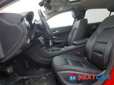 Zdjęcie 7 z 13 samochodu: 2015 MERCEDES-BENZ GLA 250 VIN:WDCTG4EB4FJ180221 - miniatura