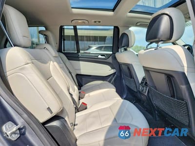Zdjęcie 11 z 12 samochodu: 2017 MERCEDES-BENZ GLS 450 4MATIC VIN:4JGDF6EE9HA827620 - miniatura