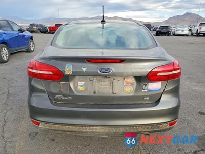 Zdjęcie 6 z 12 samochodu: 2018 FORD FOCUS SE VIN:1FADP3F26JL262425 - miniatura