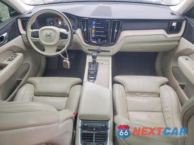 Zdjęcie 8 z 12 samochodu: 2021 VOLVO XC60 T5 INSCRIPTION VIN:YV4102RL5M1759768 - miniatura