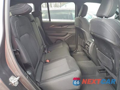 Zdjęcie 10 z 13 samochodu: 2025 JEEP GRAND CHEROKEE LAREDO VIN:1C4RJHAG4SC265844 - miniatura