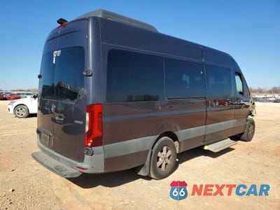 Trzecie zdjęcie samochodu z tyłu: 2020 MERCEDES-BENZ SPRINTER 2500 VIN:W1Z4EGHYXLT030106 - miniatura