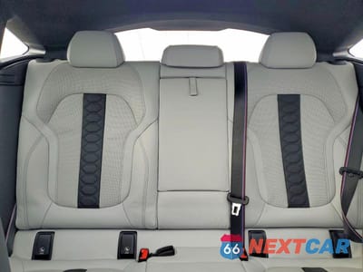 Zdjęcie 10 z 13 samochodu: 2020 BMW X6 M VIN:5YMCY0C0XL9D21538 - miniatura