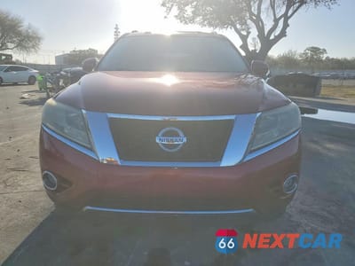 Piąte zdjęcie samochodu w środku: 2015 NISSAN PATHFINDER S VIN:5N1AR2MN0FC685714 - miniatura