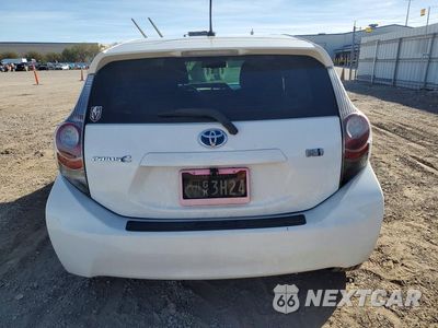 Zdjęcie 6 z 11 samochodu: 2013 TOYOTA PRIUS C TWO VIN:JTDKDTB30D1529759 - miniatura