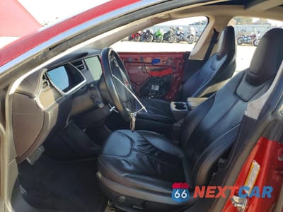 Zdjęcie 7 z 13 samochodu: 2013 TESLA MODEL S VIN:5YJSA1DNXDFP11133 - miniatura