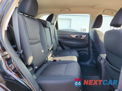 Zdjęcie 11 z 13 samochodu: 2019 NISSAN ROGUE S VIN:5N1AT2MT4KC781212 - miniatura