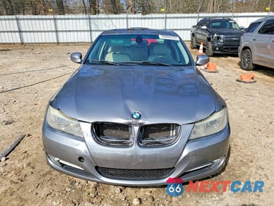 Piąte zdjęcie samochodu w środku: 2011 BMW 335 I VIN:WBAPM5C57BA745488 - miniatura