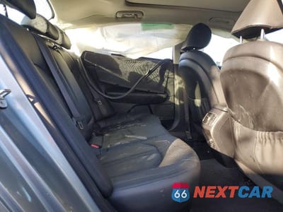 Zdjęcie 10 z 11 samochodu: 2018 KIA OPTIMA PLUG-IN HYBRID VIN:KNAGV4LD0J5023575 - miniatura