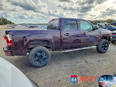 Trzecie zdjęcie samochodu z tyłu: 2024 GMC SIERRA K1500 SLE VIN:3GTP2VE32BG202930 - miniatura