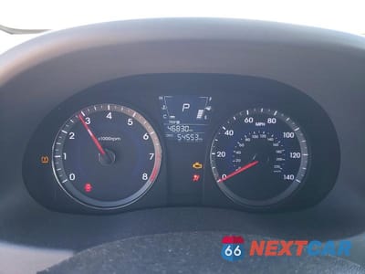 Zdjęcie 9 z 11 samochodu: 2013 HYUNDAI ACCENT GS VIN:KMHCT5AEXDU097990 - miniatura