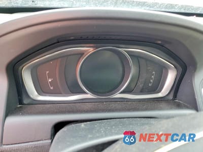 Zdjęcie 9 z 14 samochodu: 2014 VOLVO XC60 3.2 VIN:YV4952DL3E2520193 - miniatura