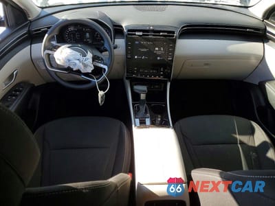 Zdjęcie 8 z 12 samochodu: 2024 HYUNDAI TUCSON SEL VIN:5NMJB3DE5RH379788 - miniatura