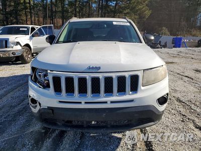 Piąte zdjęcie samochodu w środku: 2016 JEEP COMPASS SPORT VIN:1C4NJCBAXGD568897 - miniatura