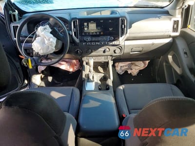 Zdjęcie 8 z 12 samochodu: 2025 NISSAN FRONTIER SV VIN:1N6ED1EK2SN617915 - miniatura