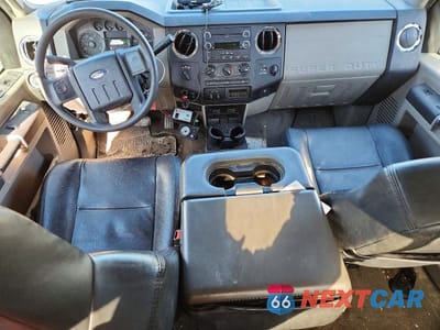 Zdjęcie 8 z 11 samochodu: 2010 FORD F250 SUPER DUTY VIN:1FTSX2BR3AEA10246 - miniatura