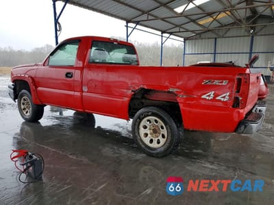 Drugie zdjęcie samochodu z przodu: 2005 CHEVROLET SILVERADO K1500 VIN:1GCEK14V75Z105746 - miniatura